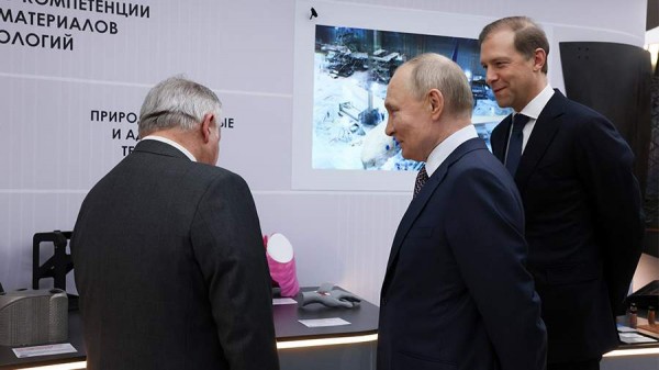 Ученые продемонстрировали Путину сетку для сердца из «умного материала»
Ученые продемонстрировали Путину сетку для сердца из «умного материала»