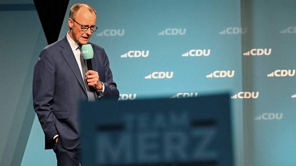 
                    Мерц назвал приблизительные сроки формирования нового правительства ФРГ

        
