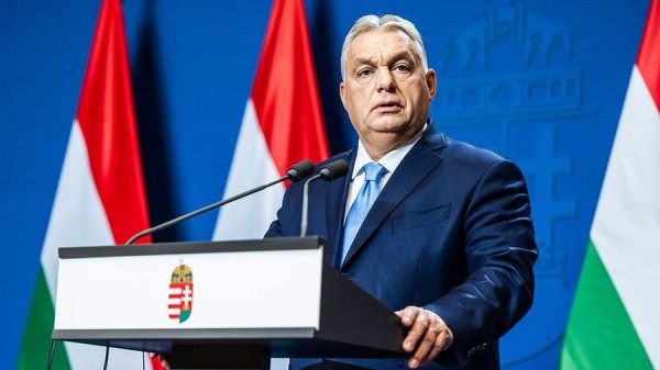 
                    Орбан обвинил знаменитостей в получении крупных сумм за приезд на Украину

        