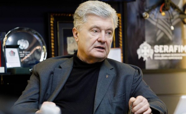 
                    Экс-охранника Порошенко арестовали из-за чемоданов с &laquo;деньгами на выборы&raquo;

                