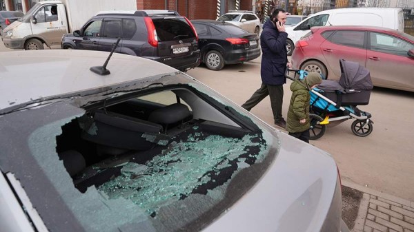 
                    В Кремле заявили о заблаговременно принятых мерах на фоне атаки дронов ВСУ на РФ

        