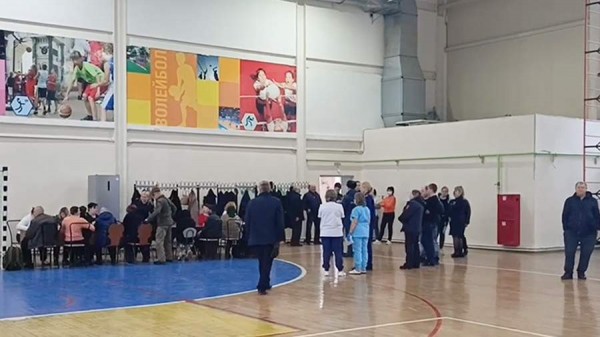 Сотрудники МЧС вывезли почти 200 человек из Суджанского района Курской области
Сотрудники МЧС вывезли почти 200 человек из Суджанского района Курской области
