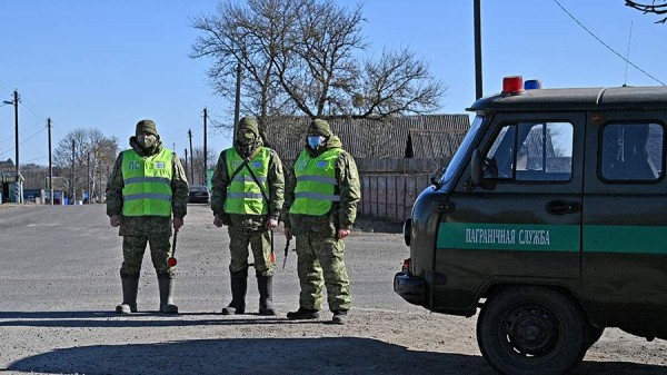 
                    Белорусские таможенники поймали нелегально приехавшего из Литвы американца

        