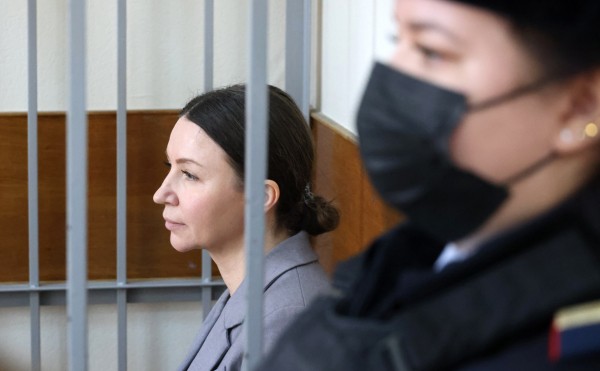 
                    Суд приговорил Елену Блиновскую к пяти годам колонии

                