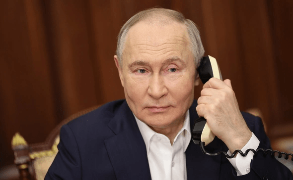 
                    Зеленский ответил на предложение прекратить удары по энергетике

                