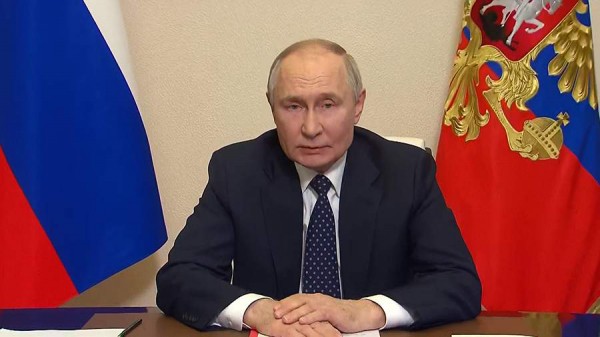 
                    Путин с пониманием воспринял призыв Трампа о гуманности к военным ВСУ

        