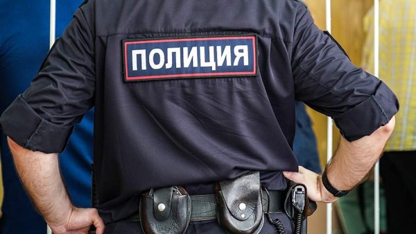 Футбольные фанаты устроили массовую драку в подмосковных Химках
Футбольные фанаты устроили массовую драку в подмосковных Химках