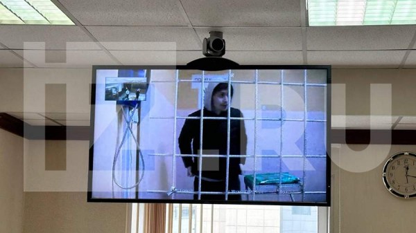 
                    Обвиняемого в убийстве генерала Кириллова Падиева оставили в СИЗО

        