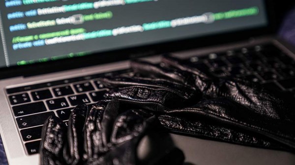 
                    Банковские приложения дополнят функционалом для пострадавших от мошенников

        