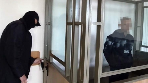 Севастопольца приговорили к 17 годам заключения по делу о попытке убийства военного
Севастопольца приговорили к 17 годам заключения по делу о попытке убийства военного