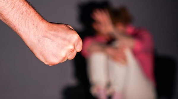 В СК сообщили о применении насилия отцом к убившей его 15-летней дочери
В СК сообщили о применении насилия отцом к убившей его 15-летней дочери