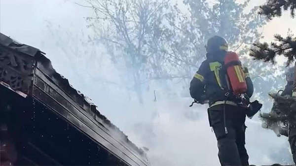
                    Пожар в банном комплексе в Москве полностью ликвидирован

        