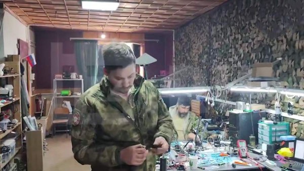 
                    Бойцы добровольческого батальона &laquo;Рысь&raquo; рассказали о секретной лаборатории

        