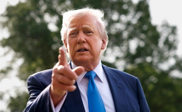 
                    Трамп призвал Украину немедленно подписать соглашение с США по ресурсам

                