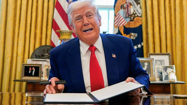 
                    Трамп напомнил о засыпающем на пляже во время конфликта на Украине Байдене

        