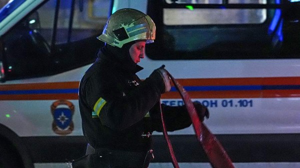 По меньшей мере три человека пострадали при пожаре в жилом доме в ХМАО
По меньшей мере три человека пострадали при пожаре в жилом доме в ХМАО