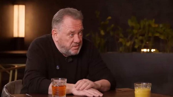 
                    Украинский актер призвал бить детей за использование русского языка

        