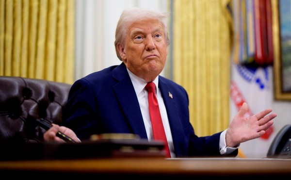 Трамп рассказал, сколько будут действовать пошлины против Китая
Трамп рассказал, сколько будут действовать пошлины против Китая