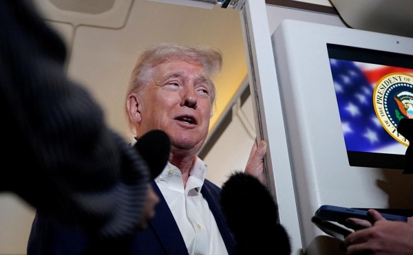 
                    Трамп прошел тест на умственные способности и рассказал о добром сердце

                