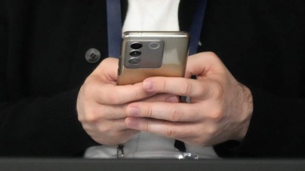 В Сбербанке сообщили об отключении старых версий приложения на Android
В Сбербанке сообщили об отключении старых версий приложения на Android
