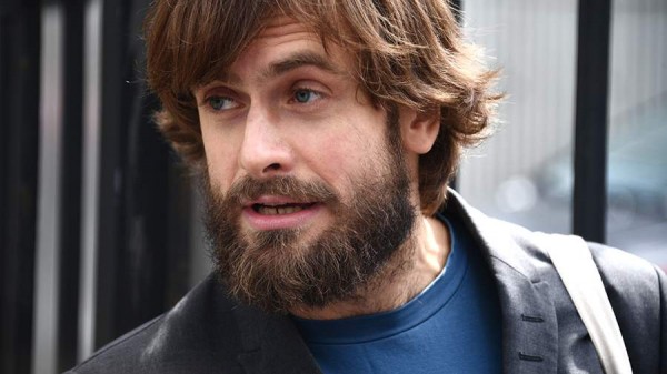 
                    Суд в Москве заочно арестовал участника Pussy Riot Верзилова по делу о госизмене

        