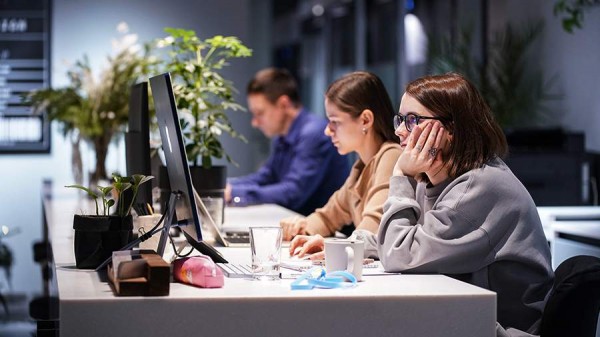 Эксперт дала россиянам советы по борьбе с прокрастинацией на работе
Эксперт дала россиянам советы по борьбе с прокрастинацией на работе
