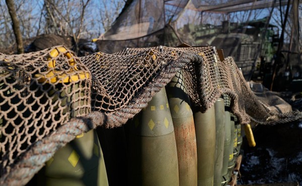 СВР заявила о поставках боеприпасов Украине сербскими компаниями
СВР заявила о поставках боеприпасов Украине сербскими компаниями