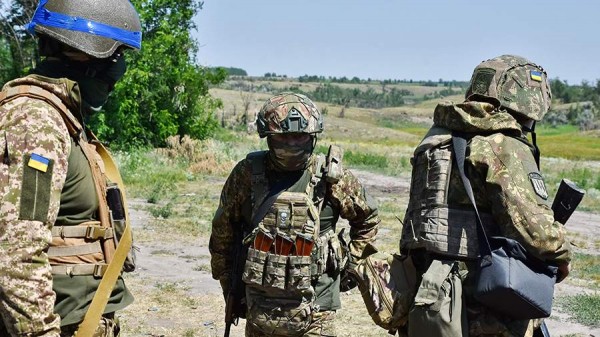 
                    Фицо обвинил страны Запада в желании продлить конфликт на Украине

        