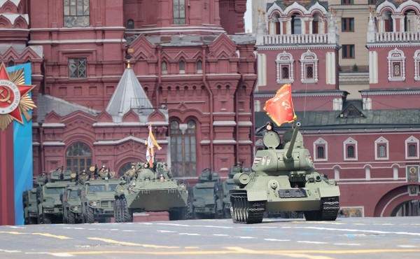 
                    В Москве пройдет парад Победы
                