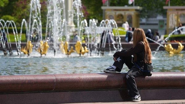 
                    Более 82% россиян заявили о достаточных для самореализации молодежи условиях

        