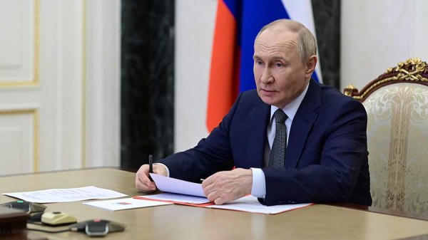 
                    Путин поручил ввести налоговый вычет за регулярную диспансеризацию и сдачу ГТО

        