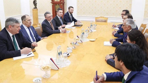 
                    Лавров подчеркнул востребованность прямого диалога между Индией и Пакистаном

        