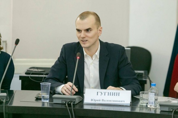 
                    WSJ узнала о слежке в США за иностранцами, которые навещали Маска
                