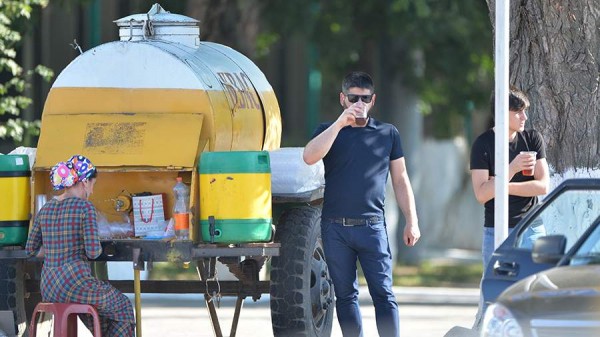
                    Эксперт назвала риски при покупке кваса из привозных бочек

        