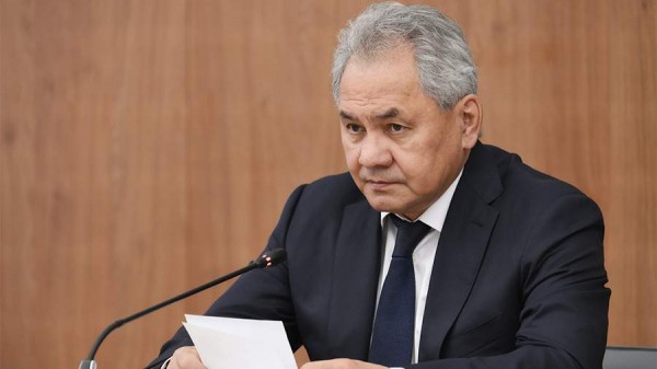 Шойгу назвал сохранение национальных ценностей архиважным вопросом для РФ
Шойгу назвал сохранение национальных ценностей архиважным вопросом для РФ