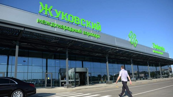 
                    Аэропорт Жуковский возобновил прием и выпуск рейсов

        