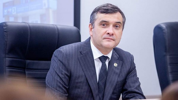 
                    Миннуллин покинул пост министра здравоохранения Татарстана

        