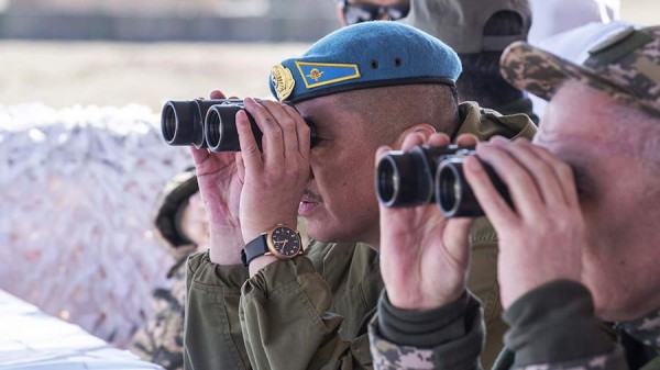 
                    Минобороны Казахстана опровергло фейки о появлении НЛО в небе над страной

        
