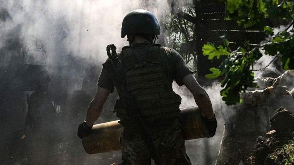 
                    Военные ВС РФ уничтожили два пункта управления БПЛА и склад боеприпасов ВСУ в ДНР

        