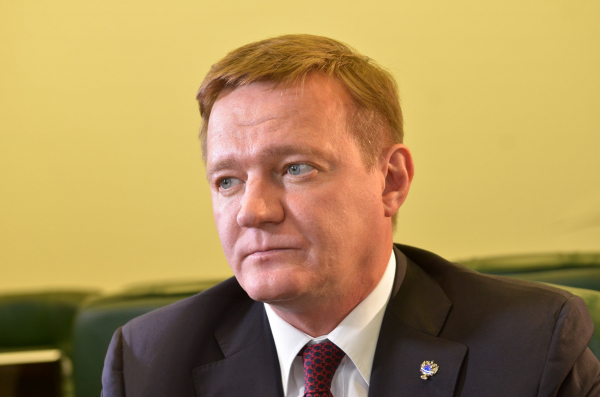 Макрон анонсировал удвоение оборонного бюджета Франции к 2027 году
Макрон анонсировал удвоение оборонного бюджета Франции к 2027 году
