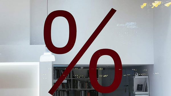 
                    Экономист допустил снижение ключевой ставки до 18,5%

        