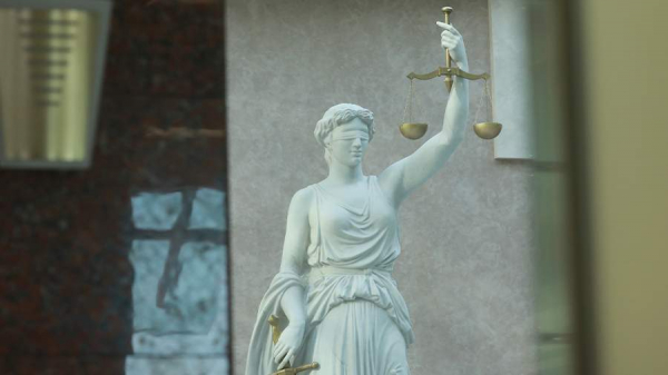 Призывавший истреблять русских житель Десногорска получил 2,5 года колонии
Призывавший истреблять русских житель Десногорска получил 2,5 года колонии
