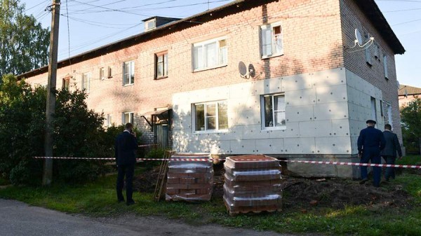 
                    В Ярославской области 26 человек эвакуировали из-за угрозы обрушения дома

        