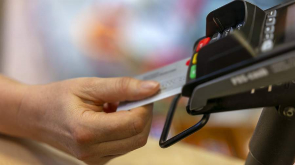 
                    Карты UnionPay лишь одного российского банка работают в Европе

        