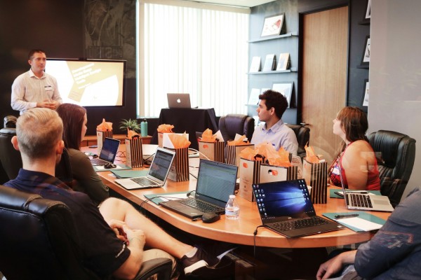 
                    Путин уволил Старовойта с поста главы Минтранса
                