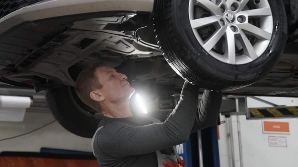 
                    Китайские продавцы начали подделывать бренды автозапчастей из РФ

        