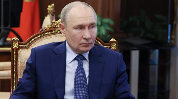 
                    Путин указал на необходимость настройки системы поддержки автопрома

        
