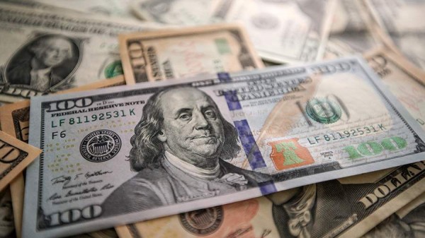 
                    WSJ сообщила о продаже Байденом своих мемуаров за $10 млн

        