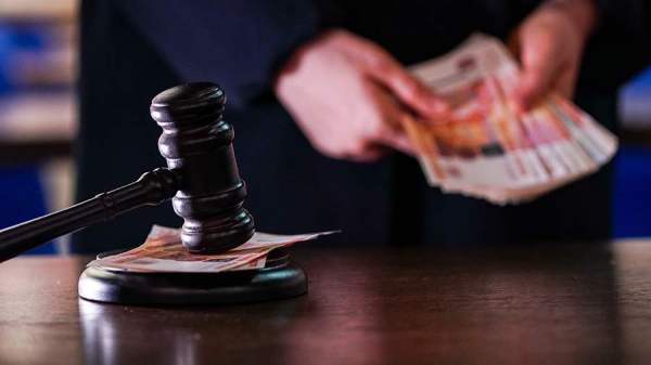 Госдума в I чтении одобрила проект об увеличении штрафов за навязывание услуг
Госдума в I чтении одобрила проект об увеличении штрафов за навязывание услуг