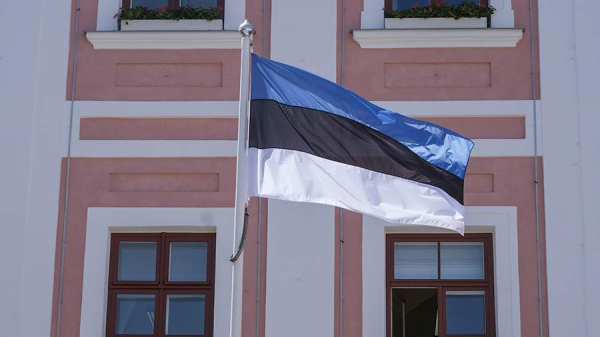 
                    Посольство РФ сообщило о преследовании властями Эстонии россиян

        